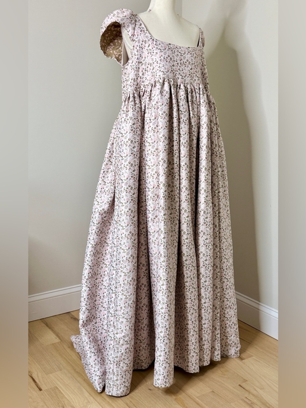 Selkie Bridgerton On a Cloud Maxi Sample Dress NWT Pink floral - Picture 7 of 7